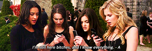 text from A gif pretty little liars